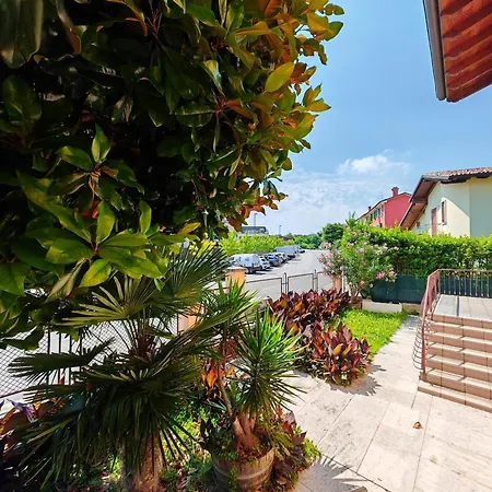 Sg Family - Casa Marilu Apartment Peschiera del Garda Exterior photo